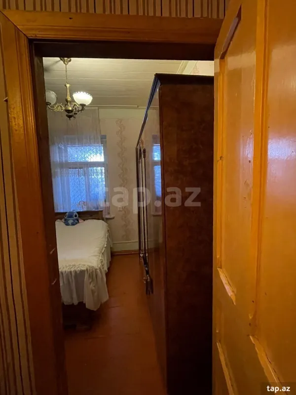 Satılır 4 otaqlı mənzil 90 m²