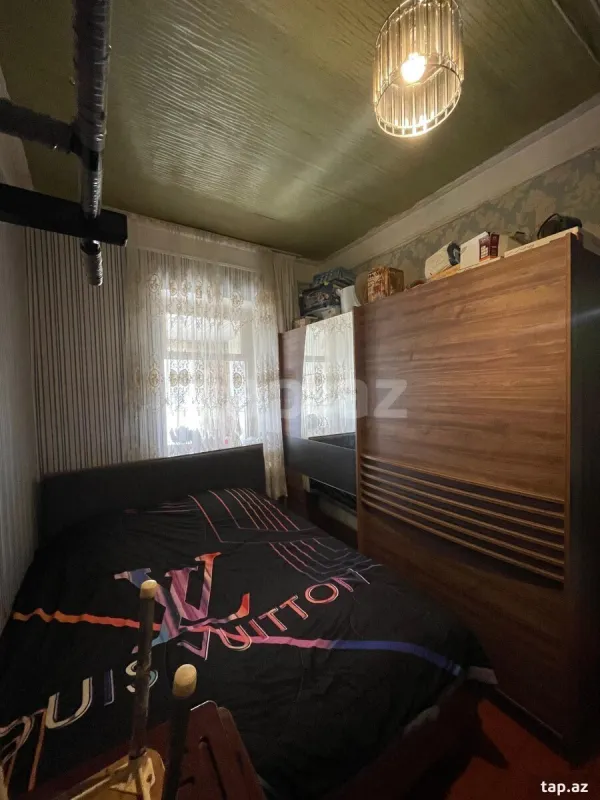 Satılır 4 otaqlı mənzil 90 m²