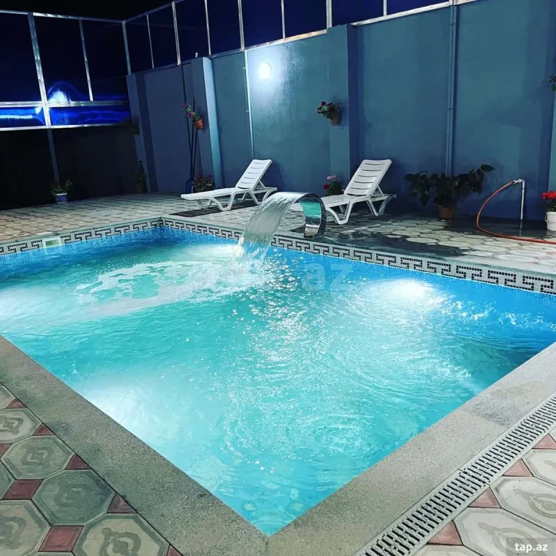 Kirayə verilir 5 otaqlı həyət evi 240 m²