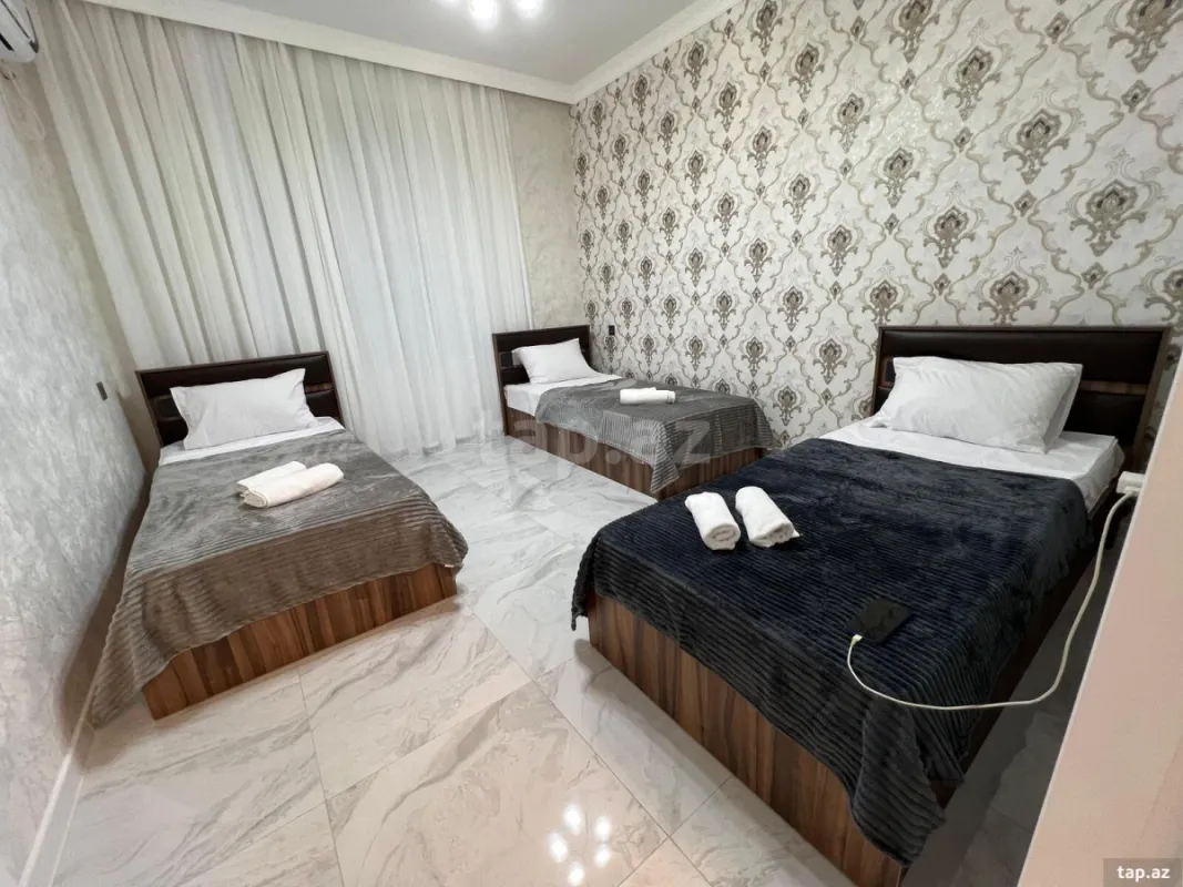 Kirayə verilir 5 otaqlı həyət evi 240 m²