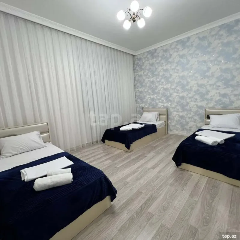 Kirayə verilir 5 otaqlı həyət evi 240 m²