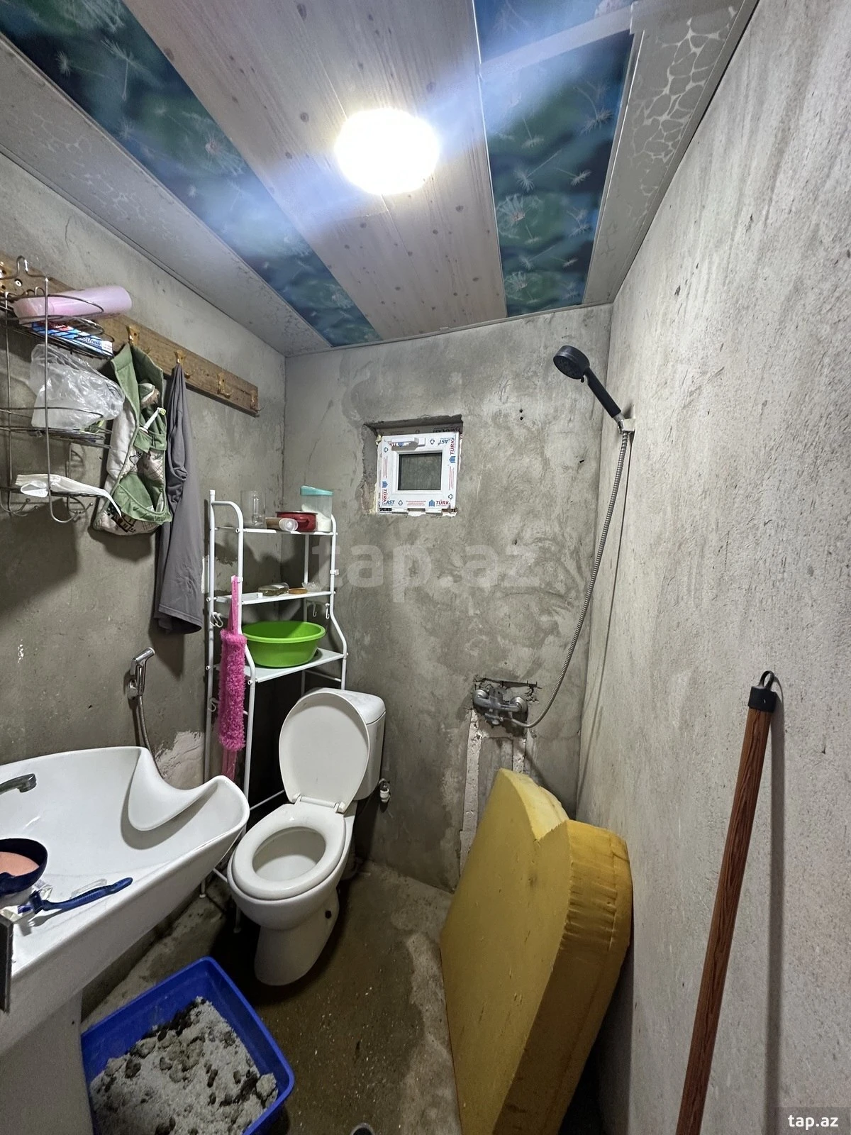 Satılır 2 otaqlı həyət evi