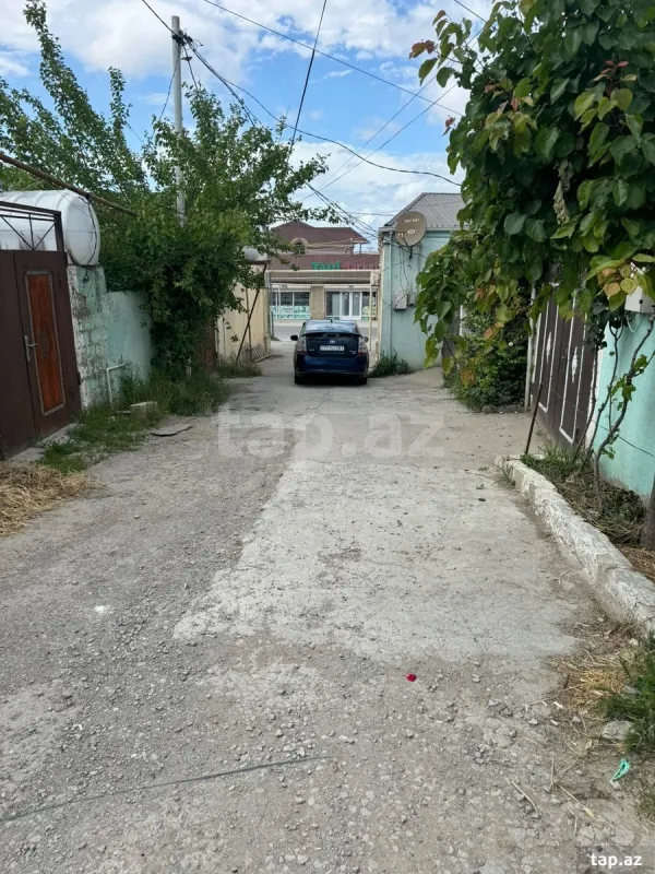 Kirayə verilir 3 otaqlı həyət evi