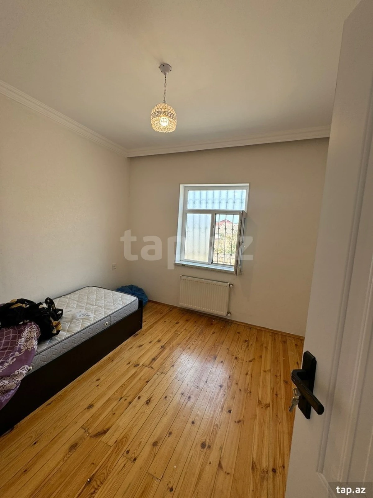 Kirayə verilir 3 otaqlı həyət evi