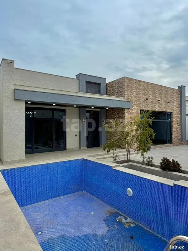 Satılır 4 otaqlı həyət evi 180 m²