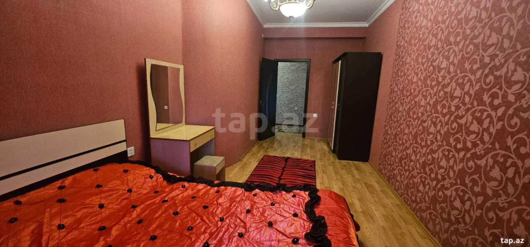 Kirayə verilir 2 otaqlı yeni tikili 80 m²