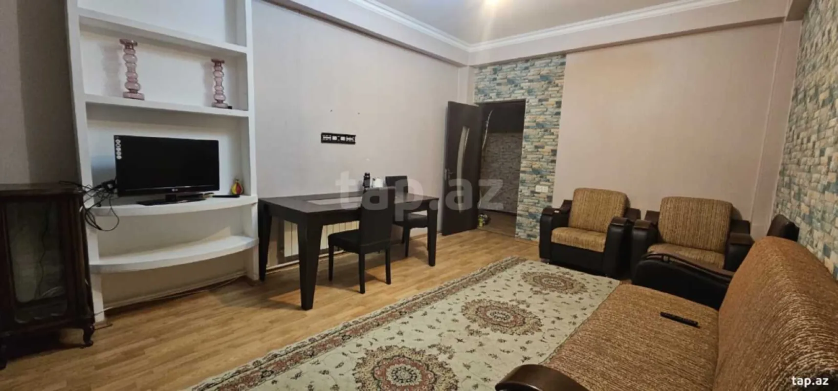 Kirayə verilir 2 otaqlı yeni tikili 80 m²