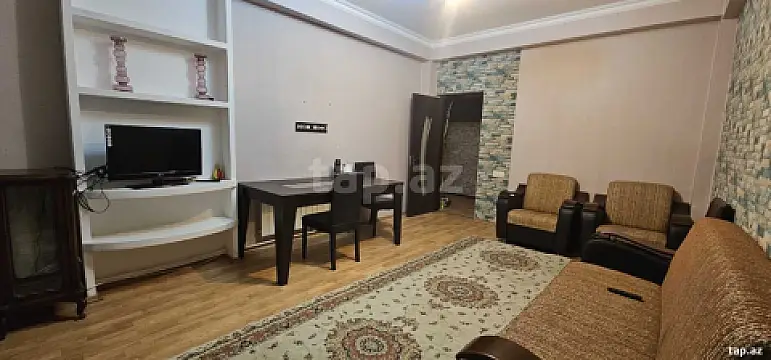 Kirayə verilir 2 otaqlı yeni tikili 80 m²