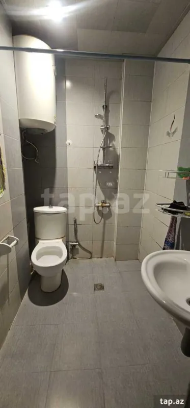 Kirayə verilir 2 otaqlı yeni tikili 80 m²