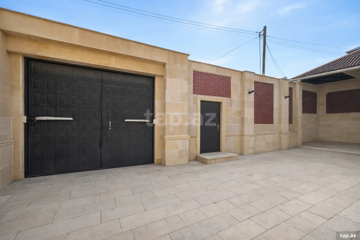 Satılır 6 otaqlı həyət evi