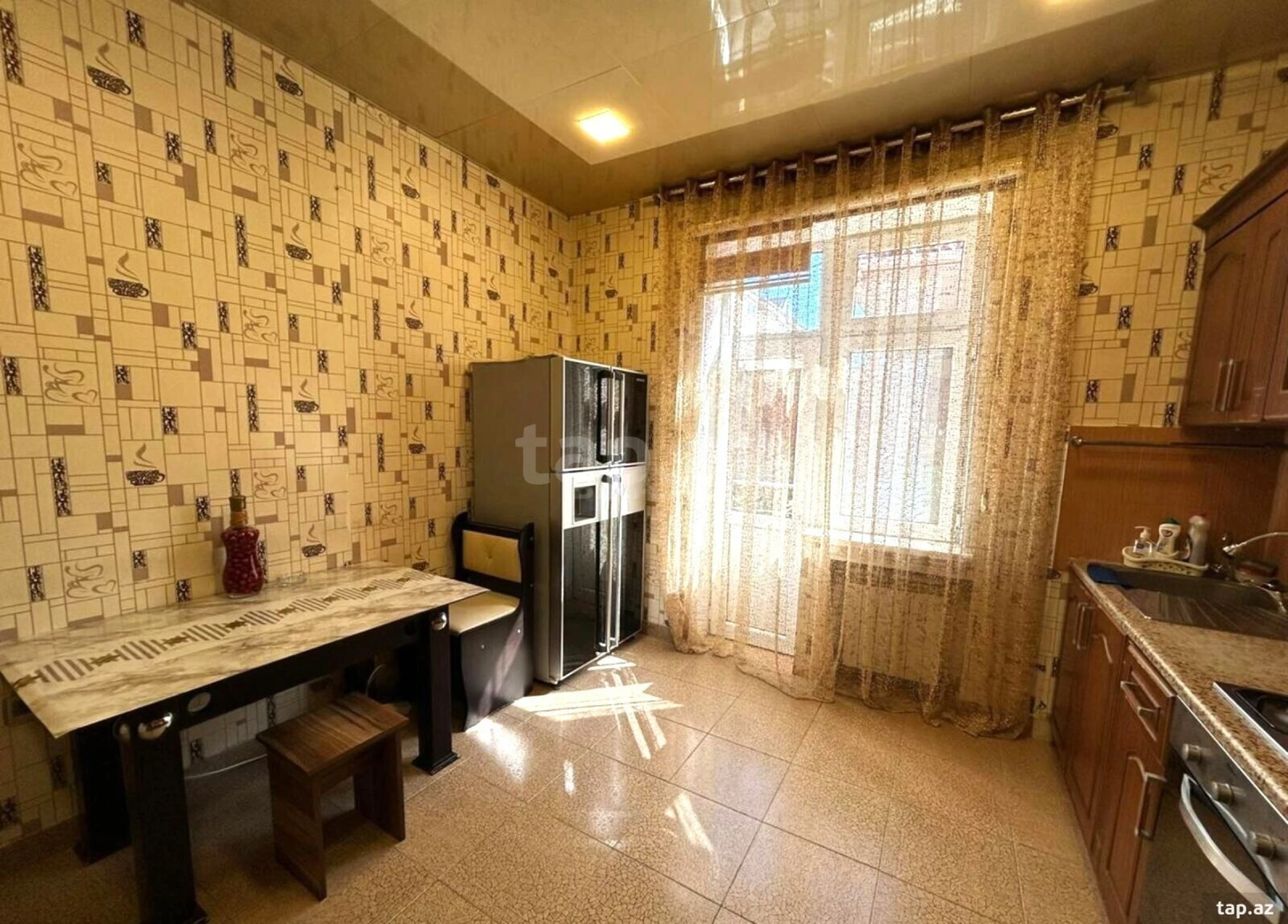 Satılır 6 otaqlı həyət evi