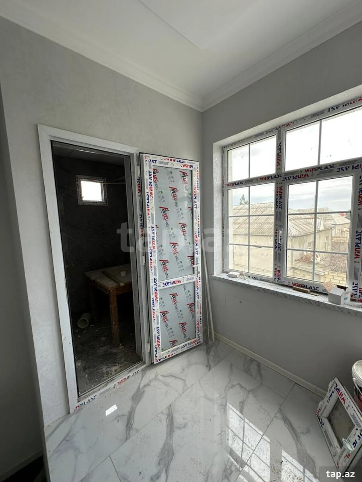 Satılır 4 otaqlı həyət evi