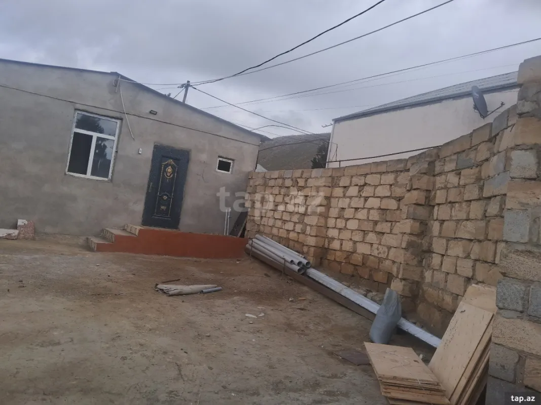 Satılır 2 otaqlı həyət evi