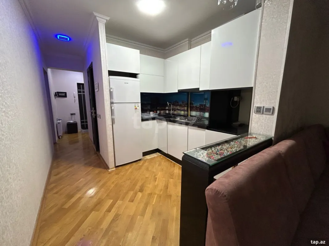 Kirayə verilir 3 otaqlı yeni tikili 70 m²