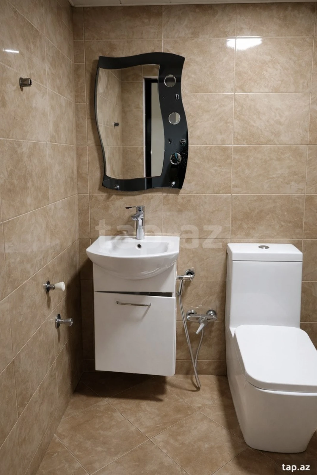 Satılır 3 otaqlı yeni tikili 87 m²