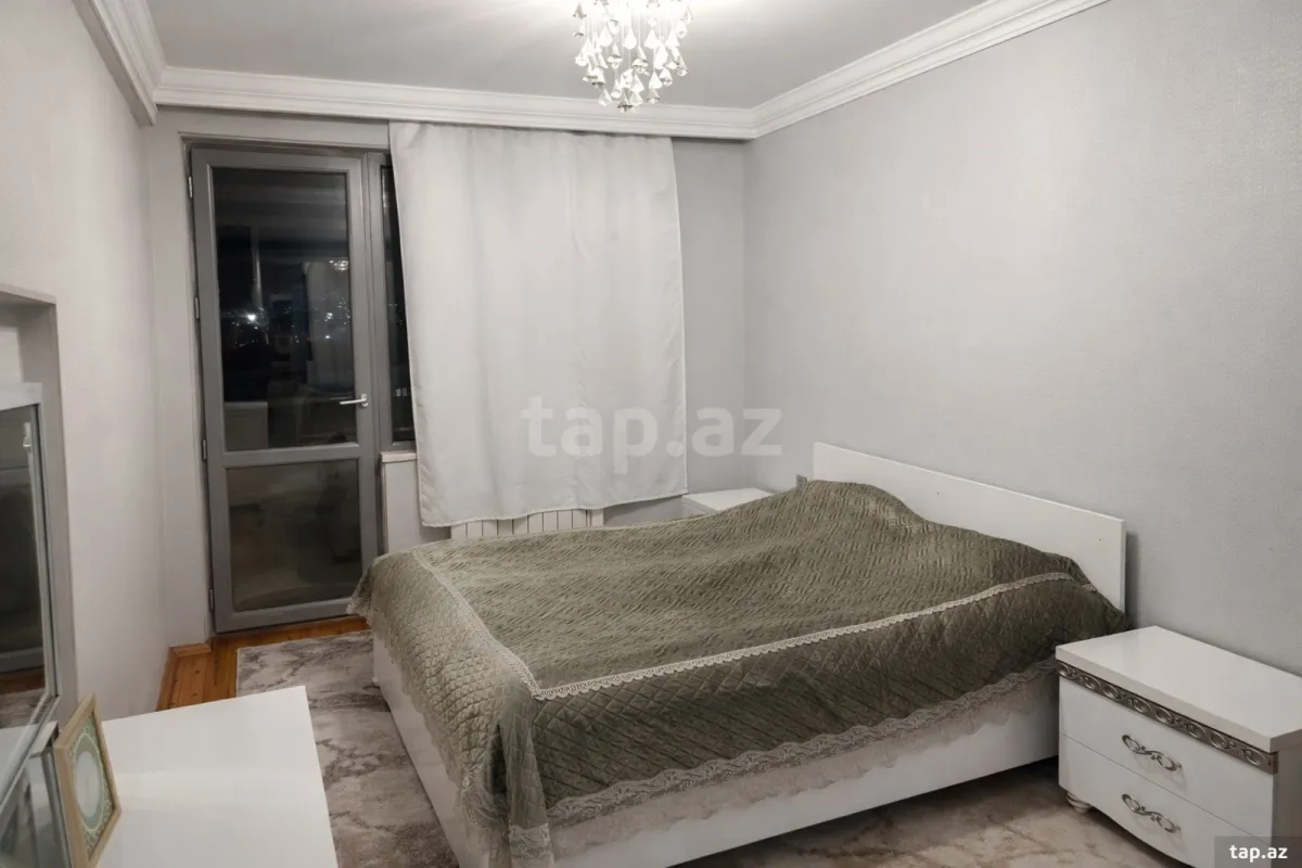Satılır 3 otaqlı yeni tikili 87 m²