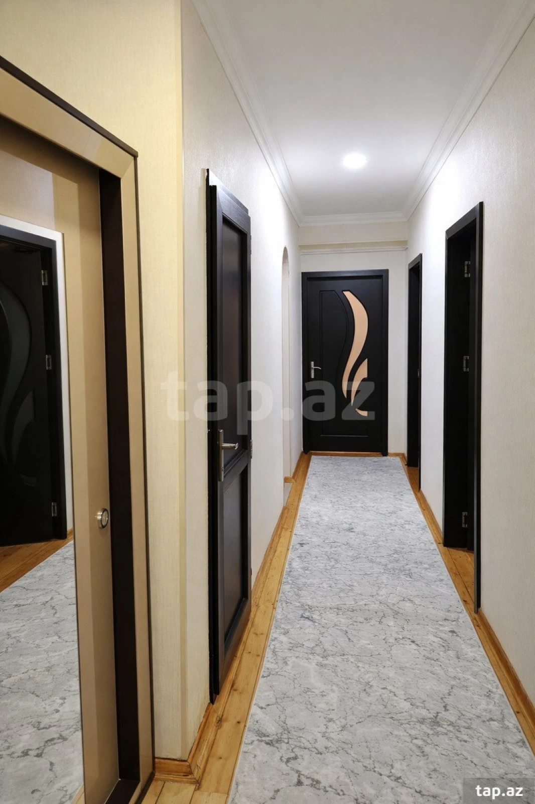 Satılır 3 otaqlı yeni tikili 87 m²