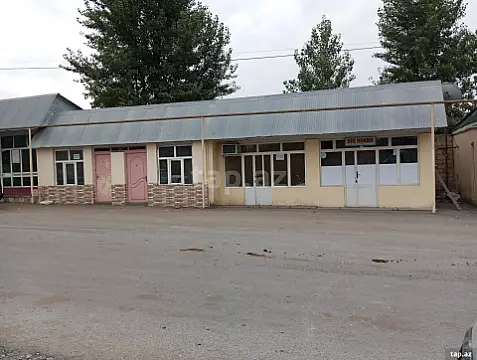 Satılır obyekt — Şəki
