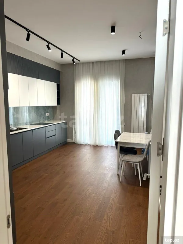 Satılır 2 otaqlı yeni tikili 95 m²