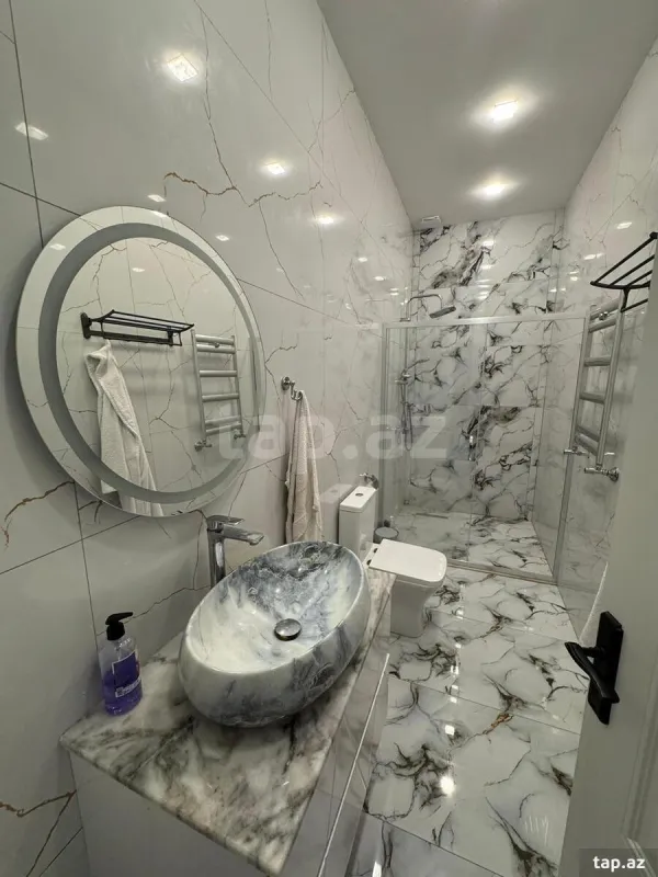 Kirayə verilir 4 otaqlı həyət evi