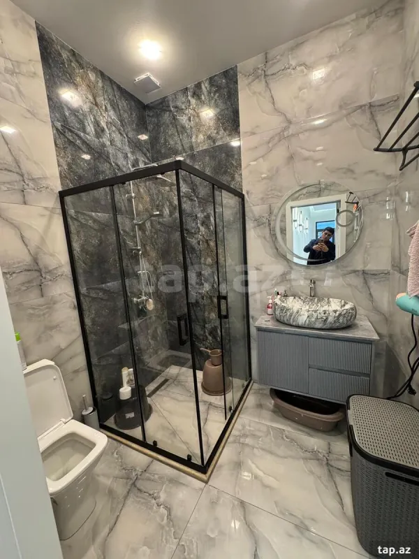 Kirayə verilir 4 otaqlı həyət evi