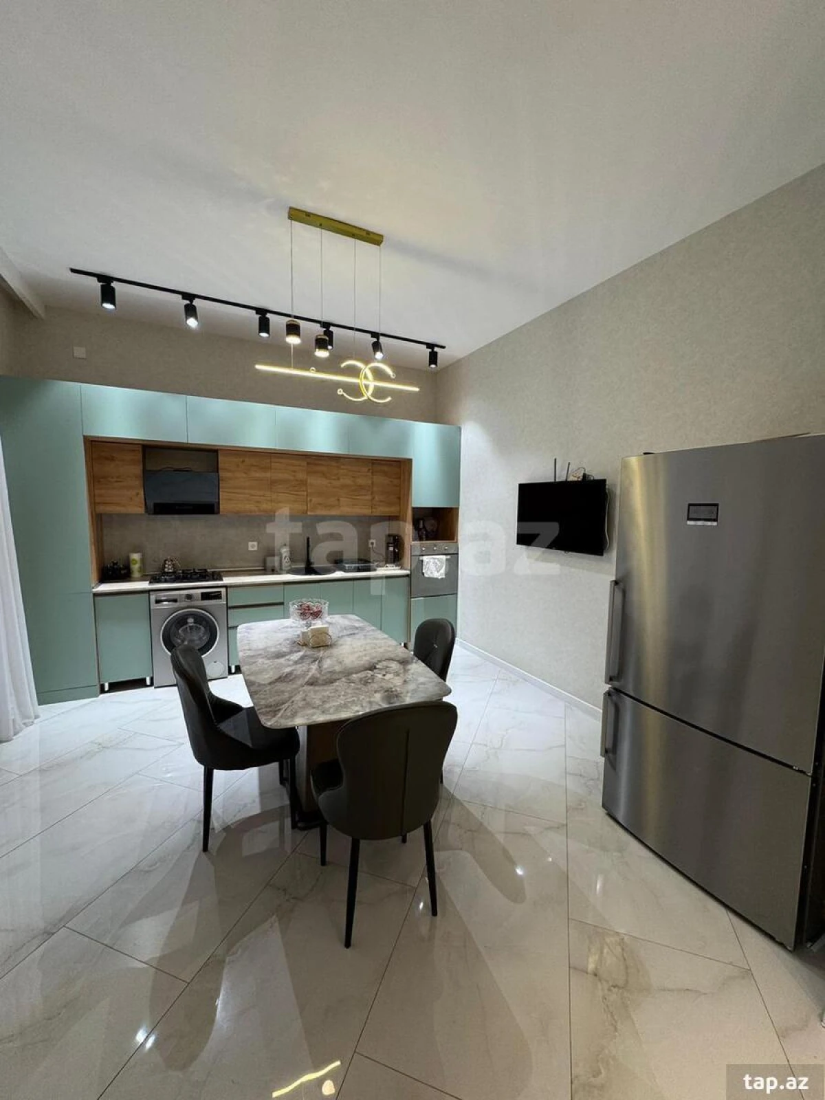 Kirayə verilir 4 otaqlı həyət evi