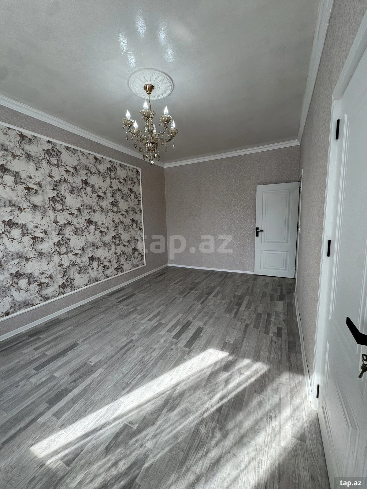 Kirayə verilir 2 otaqlı mənzil 35 m²