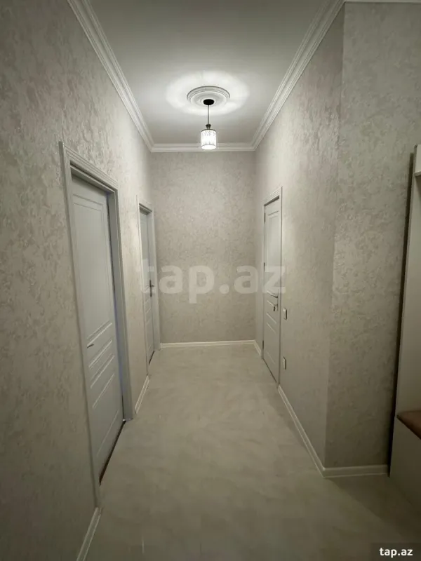 Kirayə verilir 2 otaqlı yeni tikili 75 m²