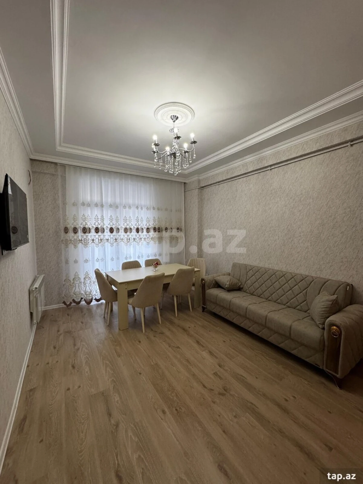 Kirayə verilir 2 otaqlı yeni tikili 75 m²