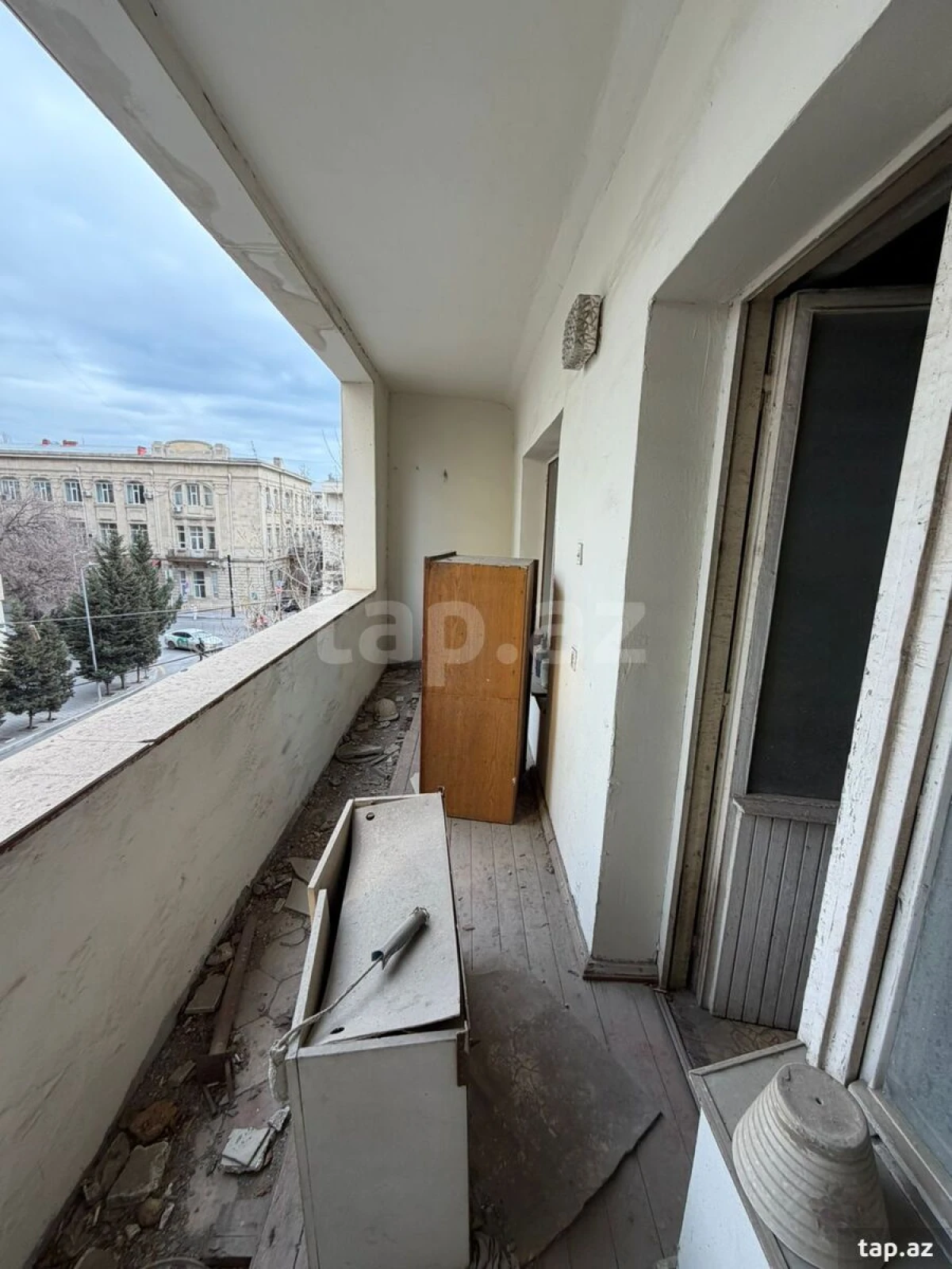 Satılır 3 otaqlı mənzil 90 m²