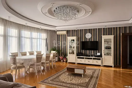 Satılır 3 otaqlı yeni tikili 162 m² — Bakı 3 otaq 162.00 m²
