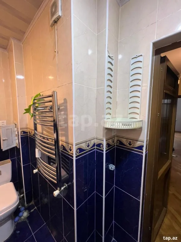 Kirayə verilir 2 otaqlı yeni tikili 75 m²