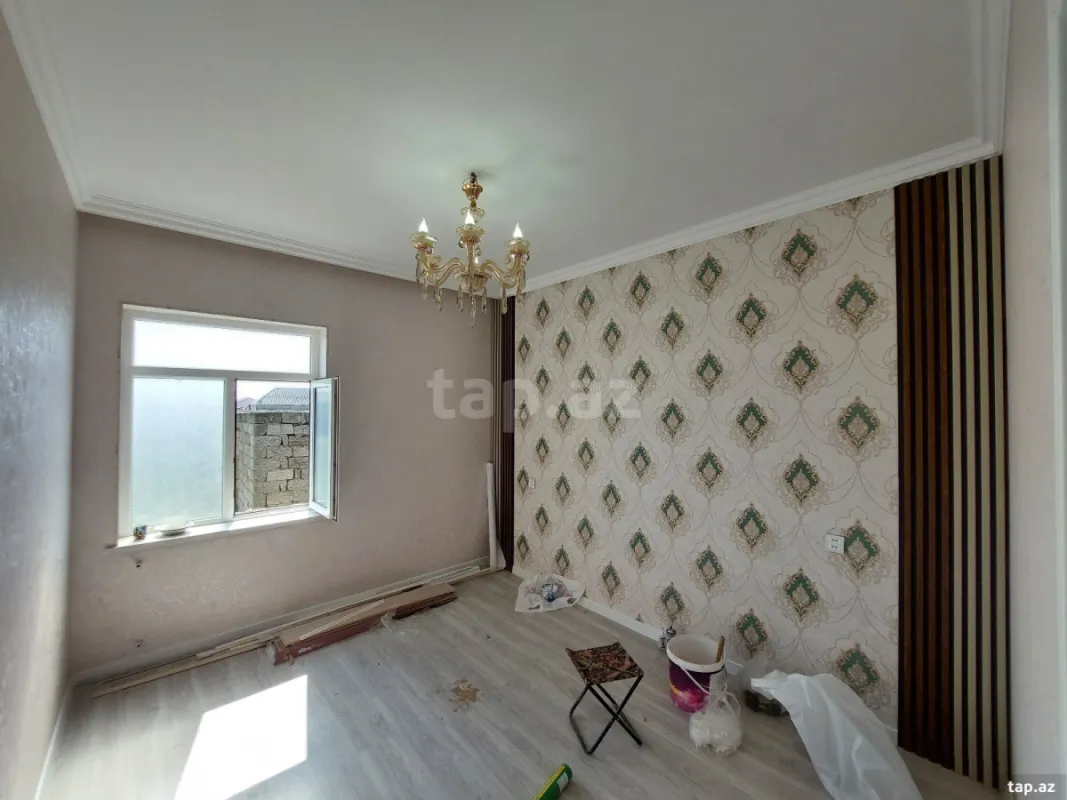Satılır 3 otaqlı həyət evi 200 m²