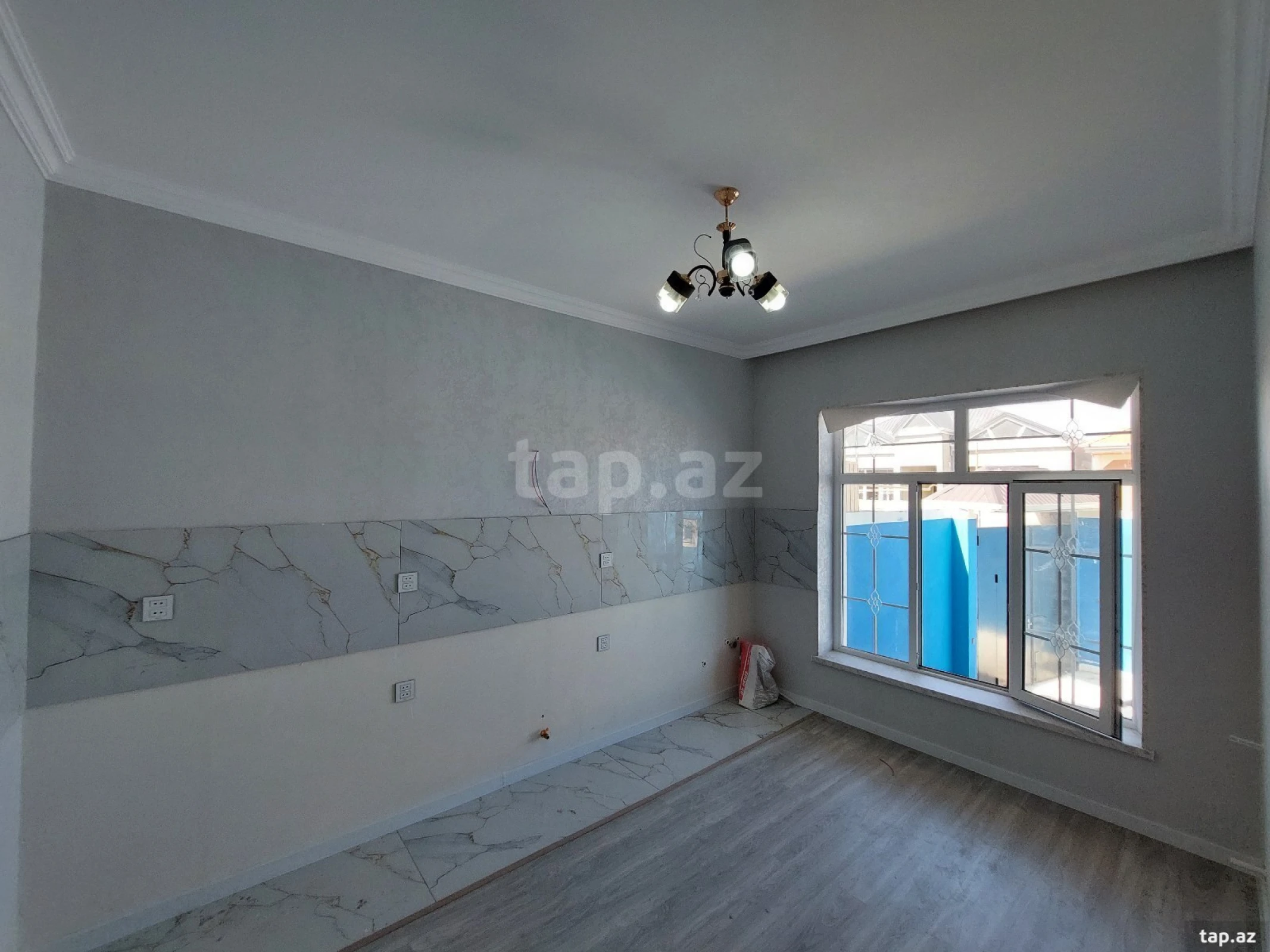 Satılır 3 otaqlı həyət evi 200 m²