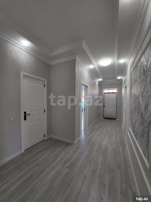 Satılır 3 otaqlı həyət evi 200 m²