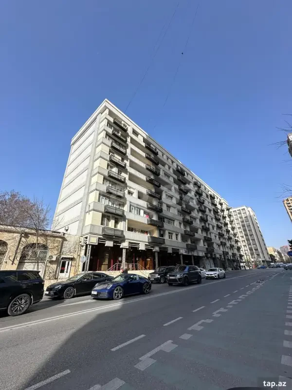Satılır 3 otaqlı mənzil 90 m²