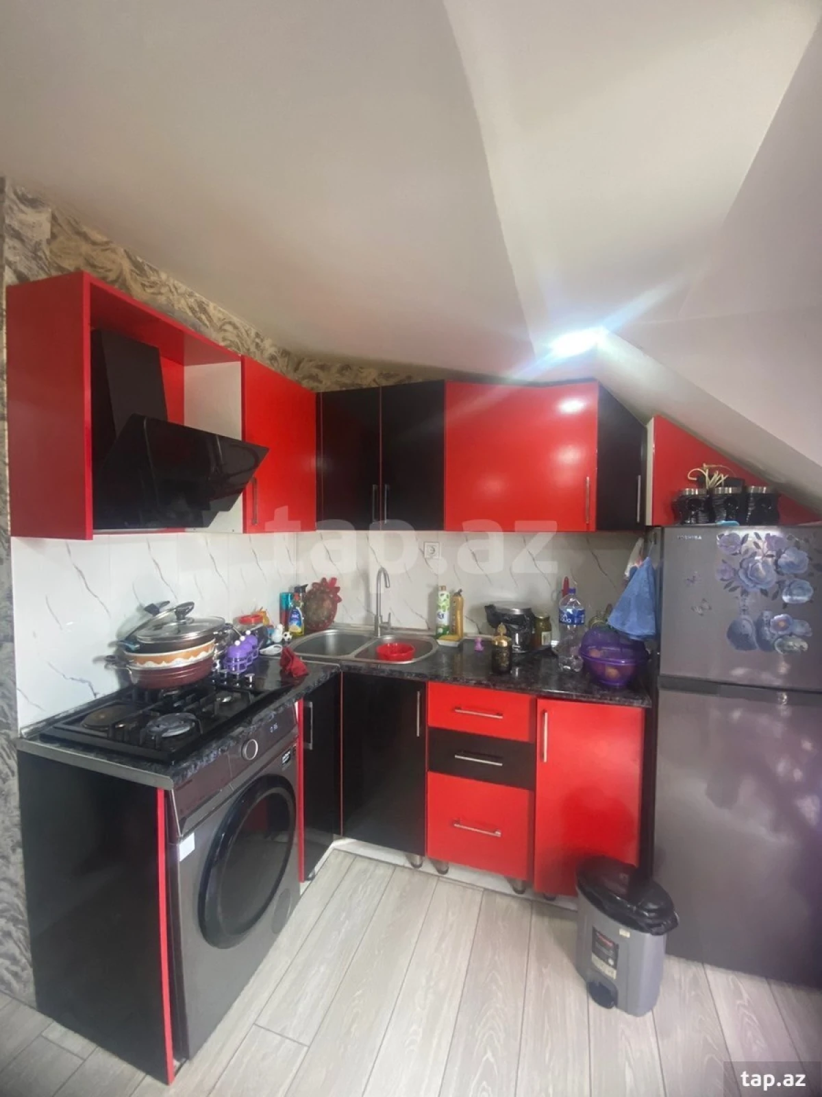 Satılır 3 otaqlı yeni tikili 70 m²