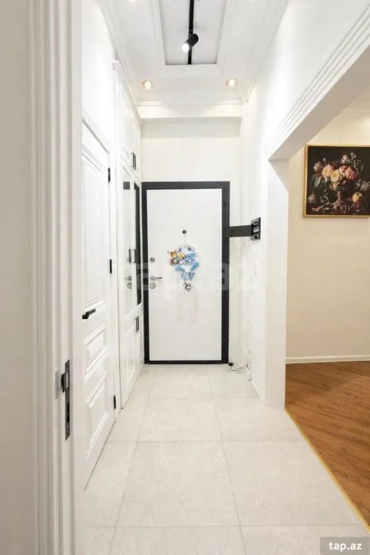 Satılır 2 otaqlı yeni tikili 70 m²