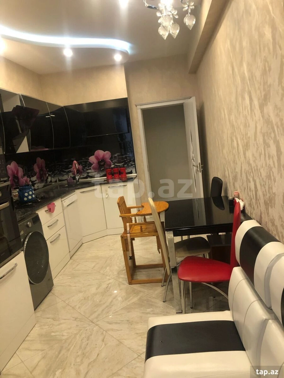 Satılır 5 otaqlı yeni tikili 170 m²