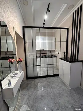 Kirayə verilir 2 otaqlı yeni tikili 100 m²