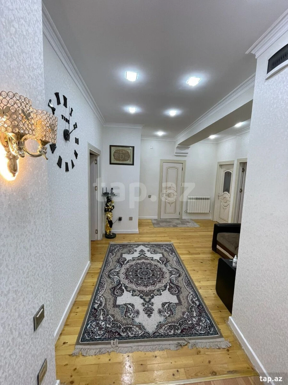 Satılır 3 otaqlı yeni tikili 120 m²