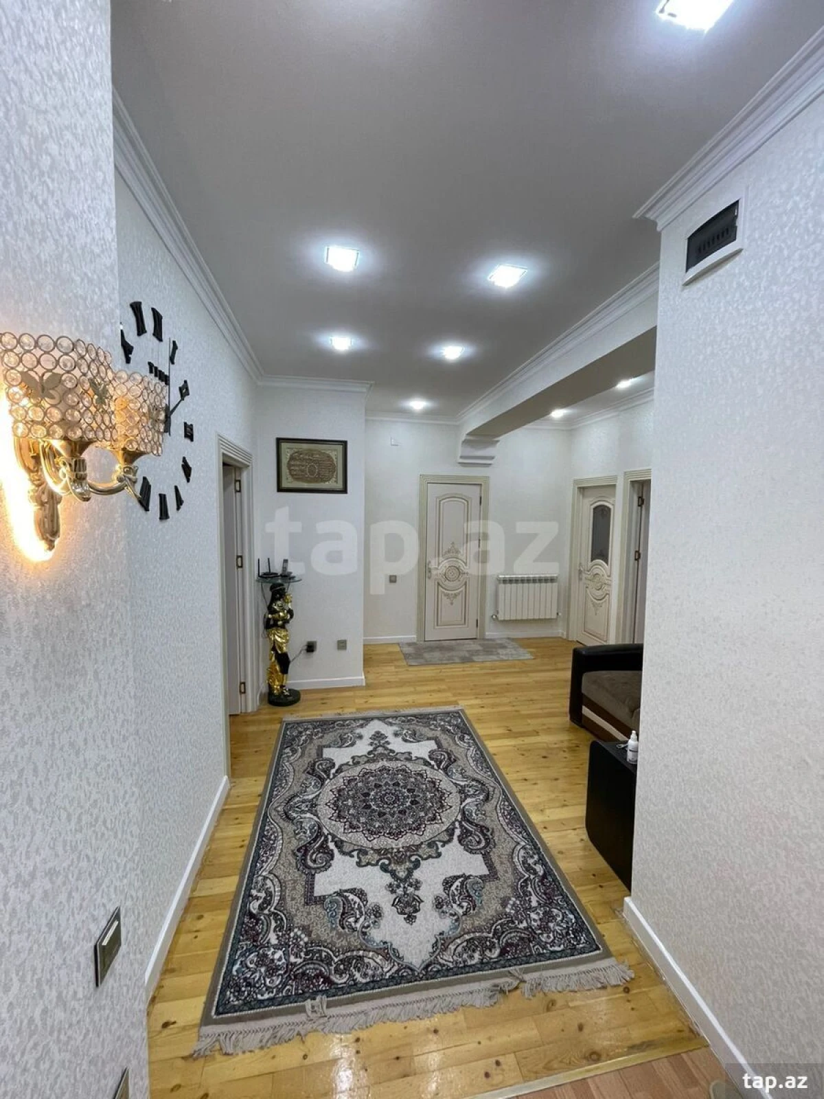 Satılır 3 otaqlı yeni tikili 120 m²