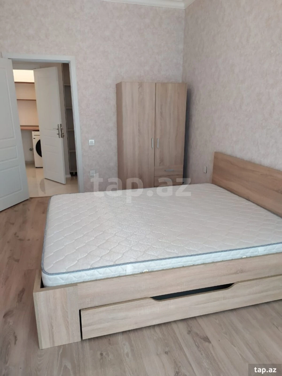 Kirayə verilir 2 otaqlı yeni tikili 100 m²