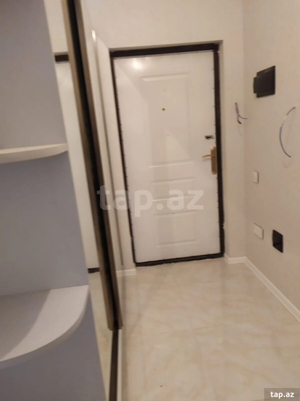 Kirayə verilir 2 otaqlı yeni tikili 100 m²