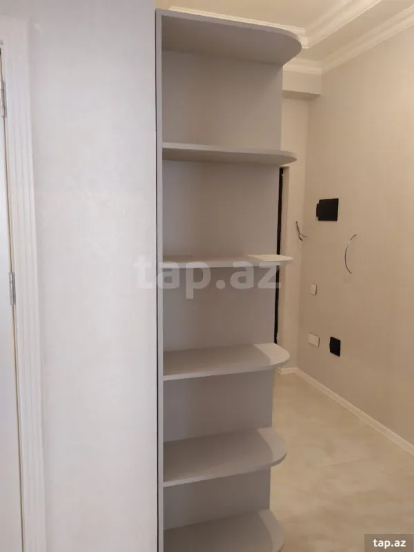 Kirayə verilir 2 otaqlı yeni tikili 100 m²