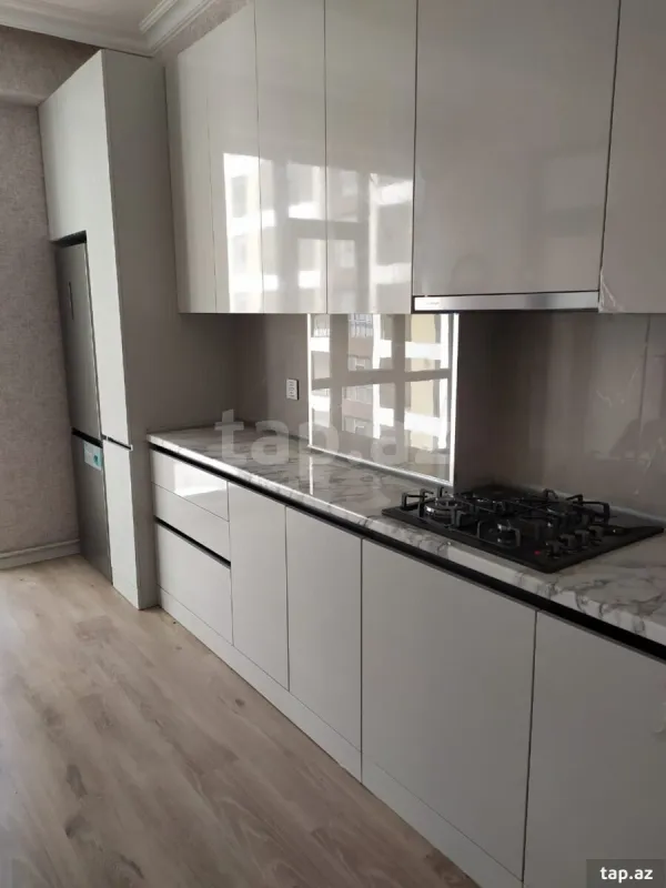 Kirayə verilir 2 otaqlı yeni tikili 100 m²