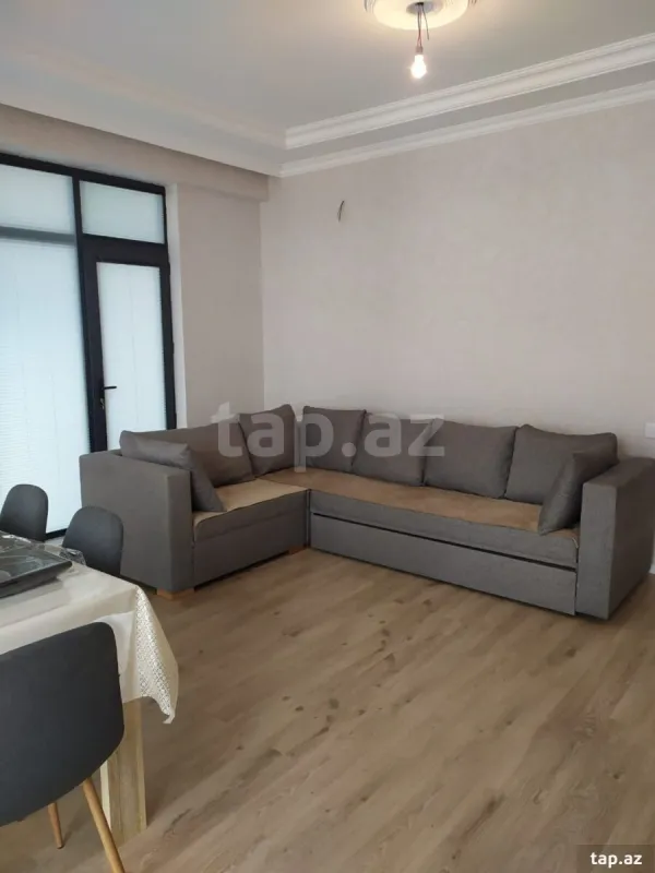 Kirayə verilir 2 otaqlı yeni tikili 100 m²