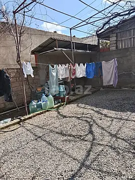 Satılır 8 otaqlı həyət evi
