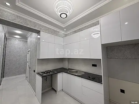 Satılır 3 otaqlı yeni tikili 77 m²