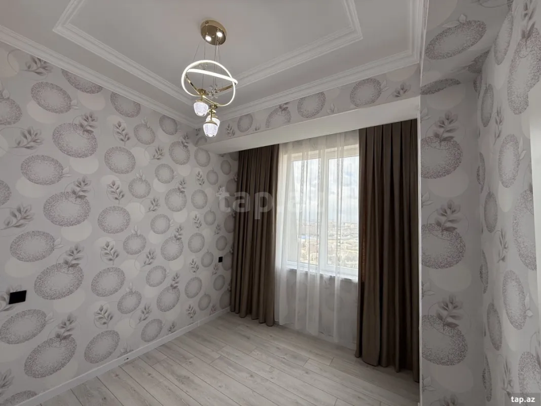 Satılır 3 otaqlı yeni tikili 77 m²